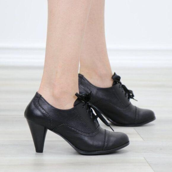 Laced-Up Low Cut Ankle Boots Women's Heeled Oxford - Picture 9 of 15